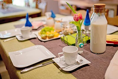 Leckeres, reichhaltiges Frühstück