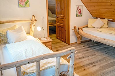 Schlafzimmer mit 2 Einzelbetten